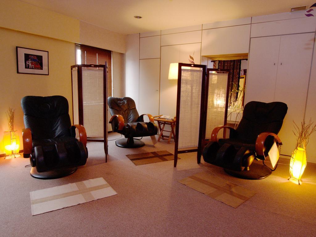 Hotel Pearl City Kurosaki Kitakyushu Bagian luar foto